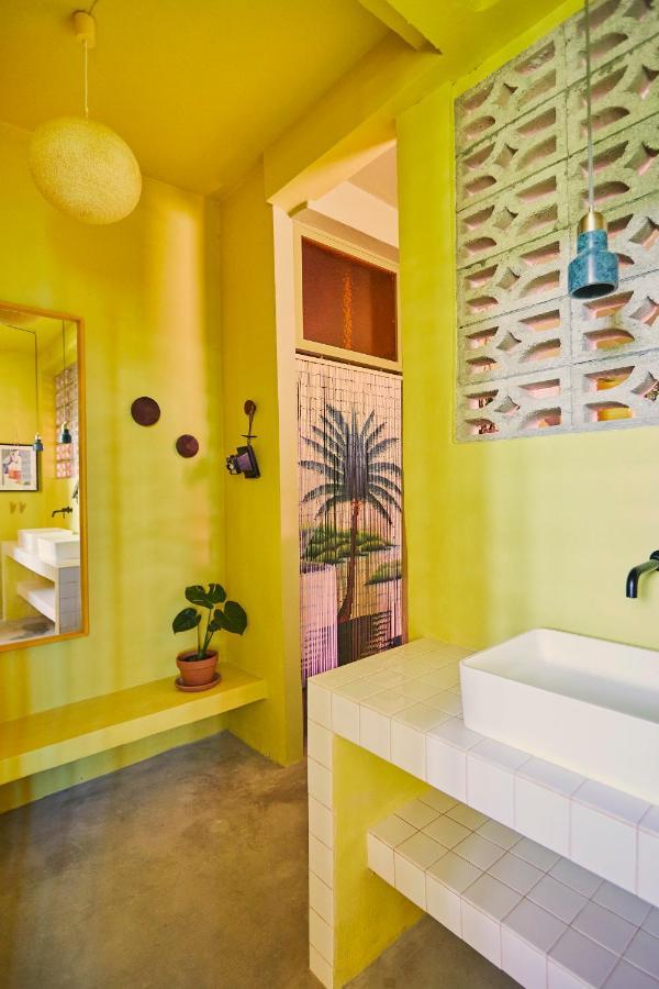 Mood Haus By Dw - 70'S Retro Stays San Juan Exterior photo