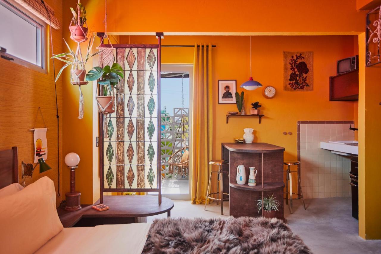 Mood Haus By Dw - 70'S Retro Stays San Juan Exterior photo