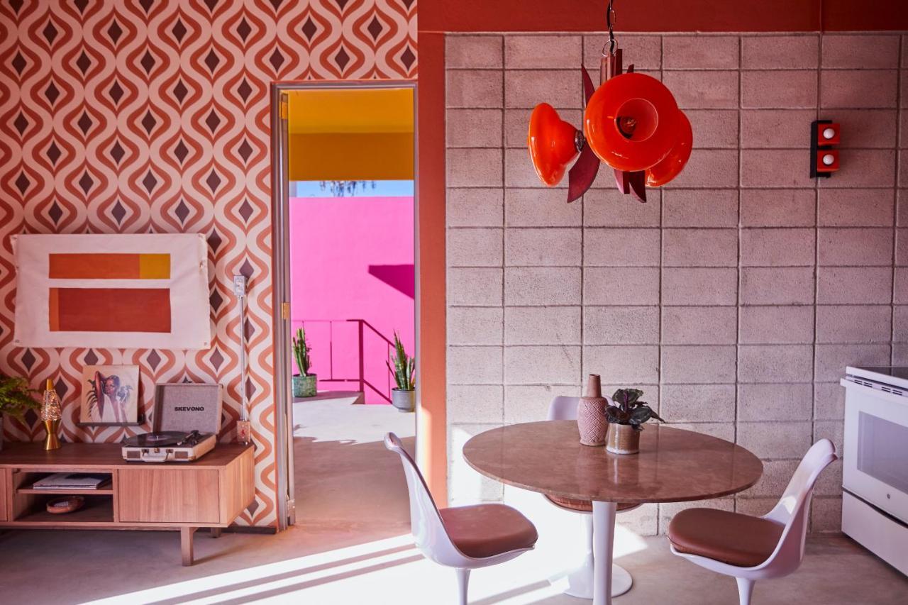 Mood Haus By Dw - 70'S Retro Stays San Juan Exterior photo