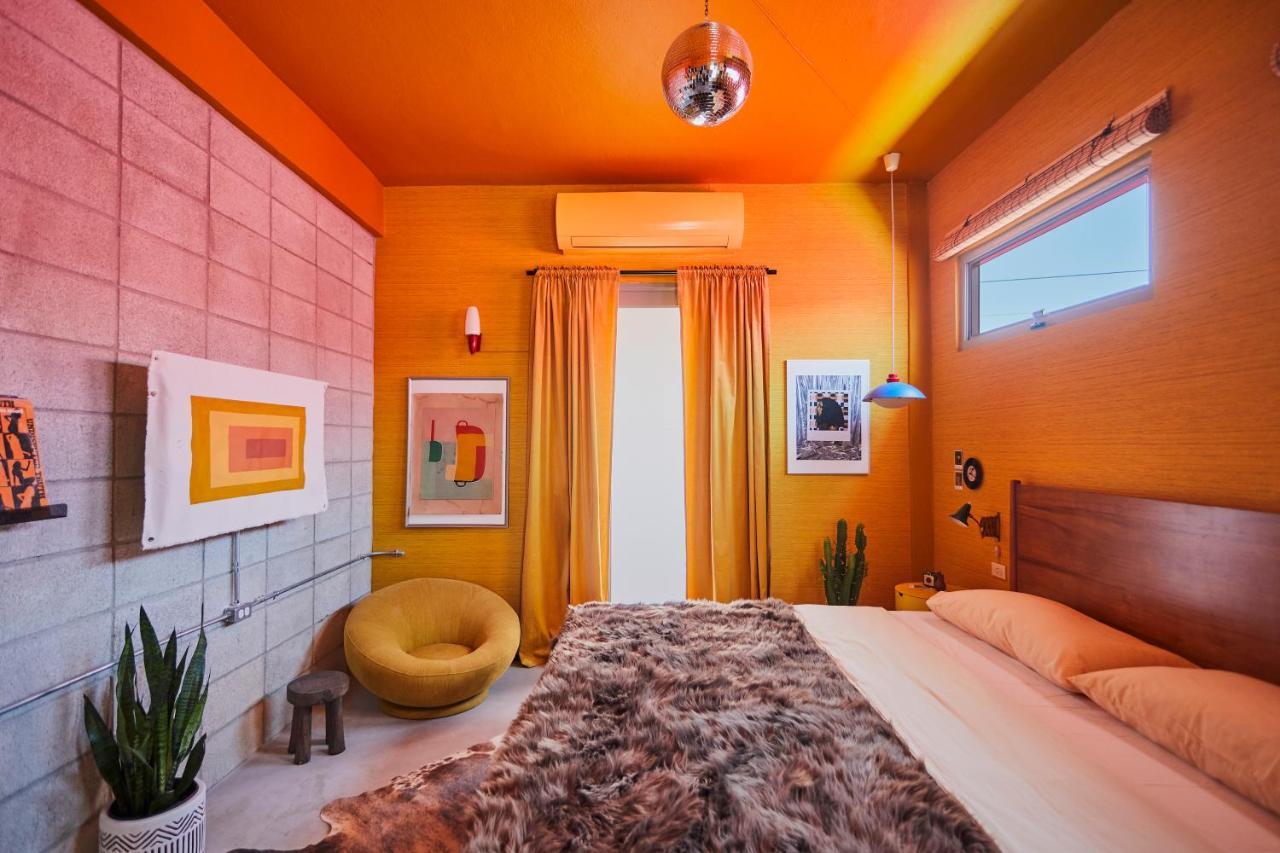 Mood Haus By Dw - 70'S Retro Stays San Juan Exterior photo